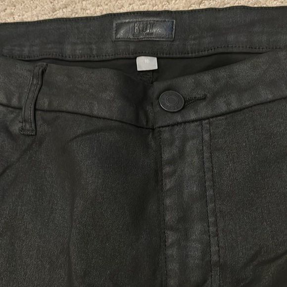Kut from the kloth, Meg, coated denim black jeans size 16 - Picture 2 of 7